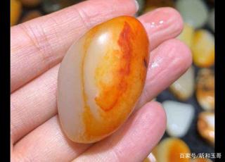 和田玉籽料的表皮颜色